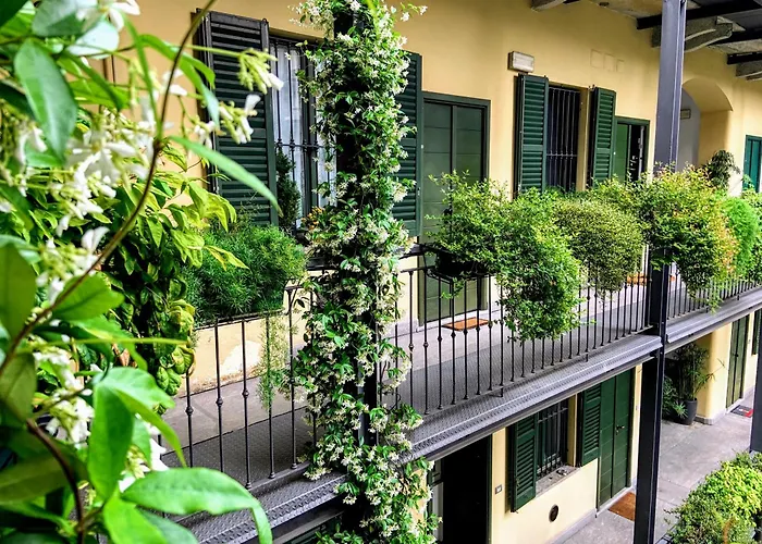 Charming Apartment Parco - Arco Della Pace - Perfect For 5 People