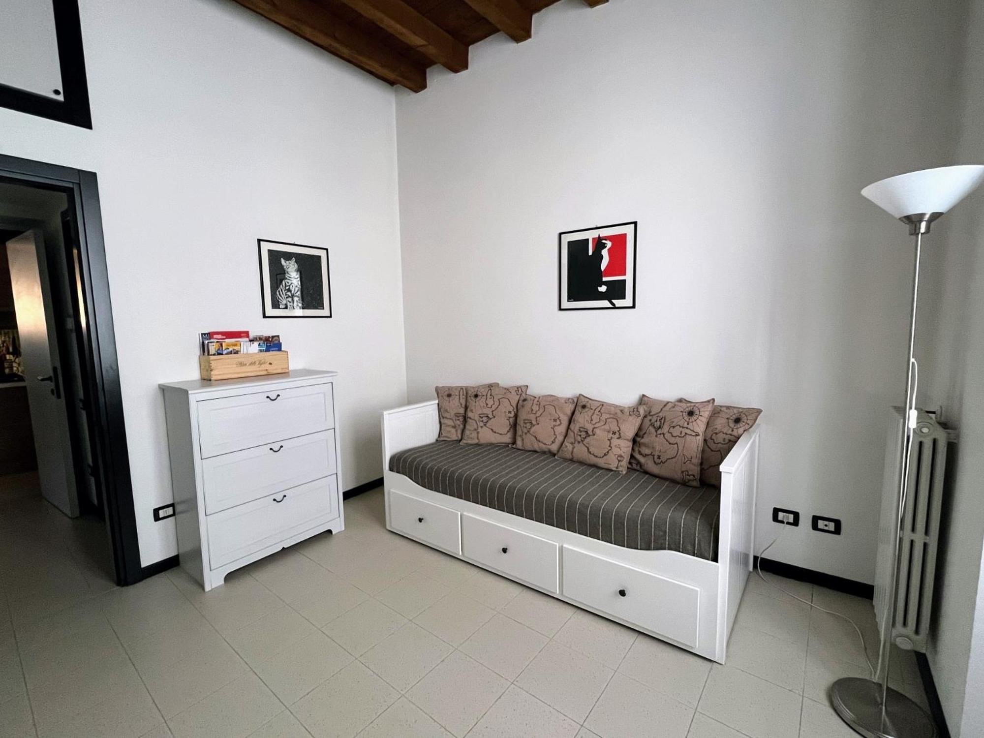 Charming Parco - Arco Della Pace - Perfect For 5 People Appartement Milaan